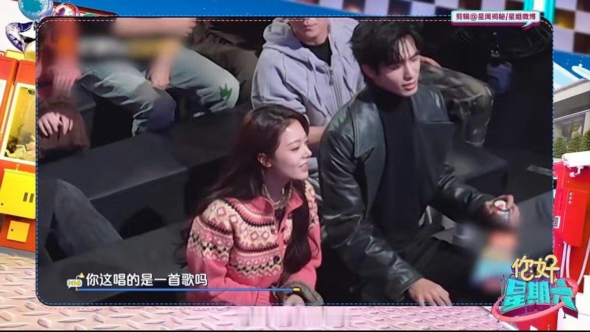 赵今麦叫宋威龙歌神赵今麦：哇歌神 宋威龙：才知道吗？宋威龙：你这唱的是一首歌吗？