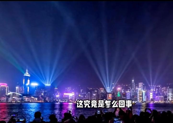 2025年香港维港跨年烟花汇演于12月17日被官宣取消，核心原因是11月26日大