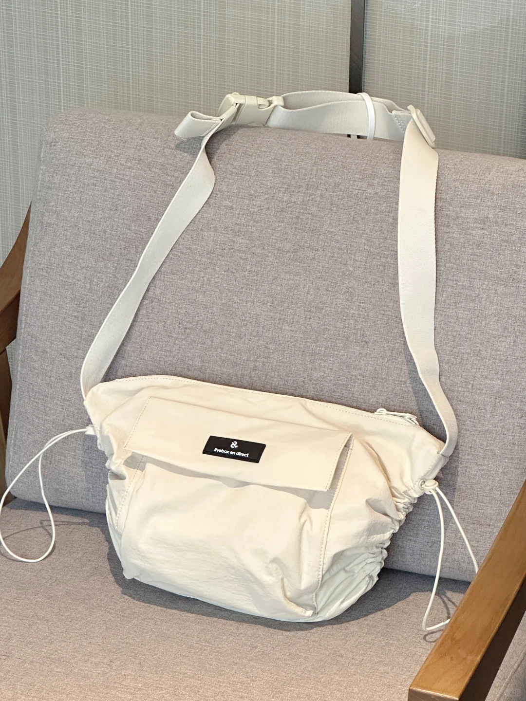 适合早八人的奶芙芙斜挎包找到了！