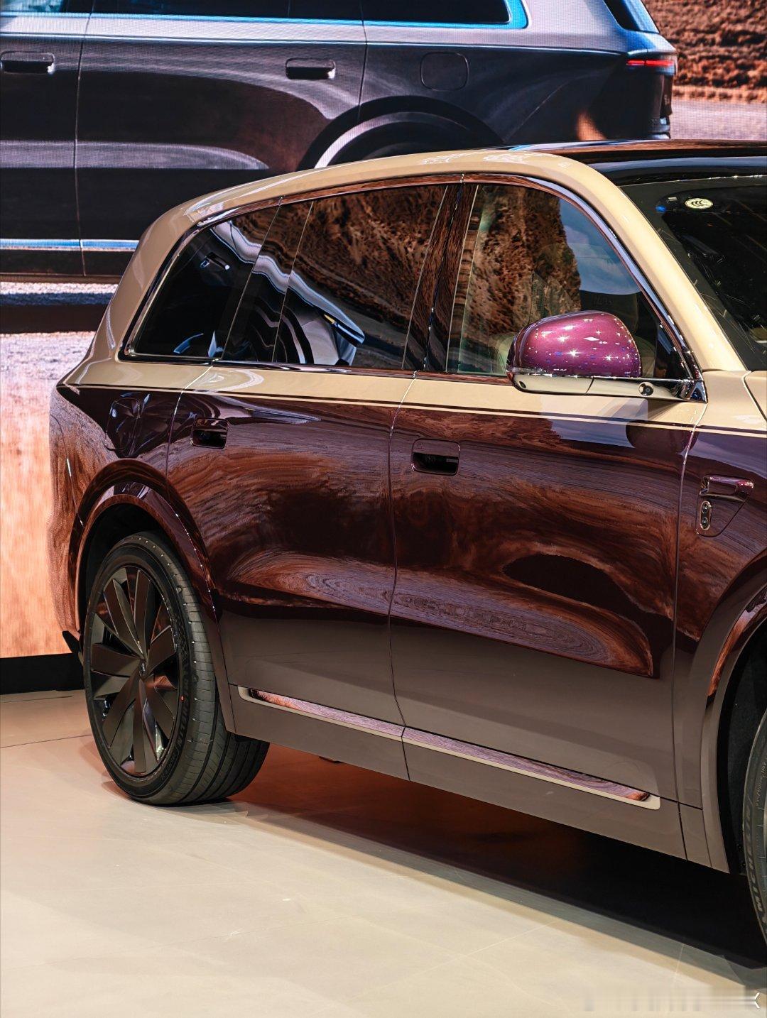 理想Livis就一台展车其余都是人！2026北京车展