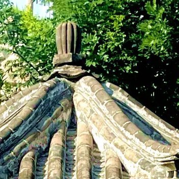 早安 安晴朗✨今天再大的烦恼，过阵子回头看都是小插曲，心要像云，能舒展开欢喜，也