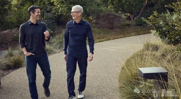 库克不再担任苹果CEO 做了15年苹果CEO的库克官宣即将卸任其实这么多年一直有