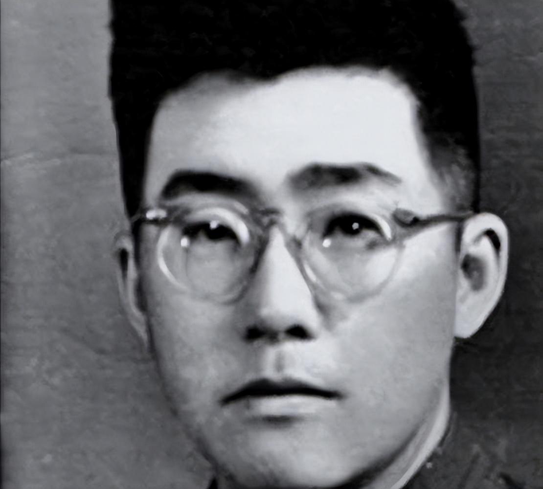 韩复榘之子韩子华，因父亲1938年被蒋介石处决，1948年国民党溃退时，他断然拒