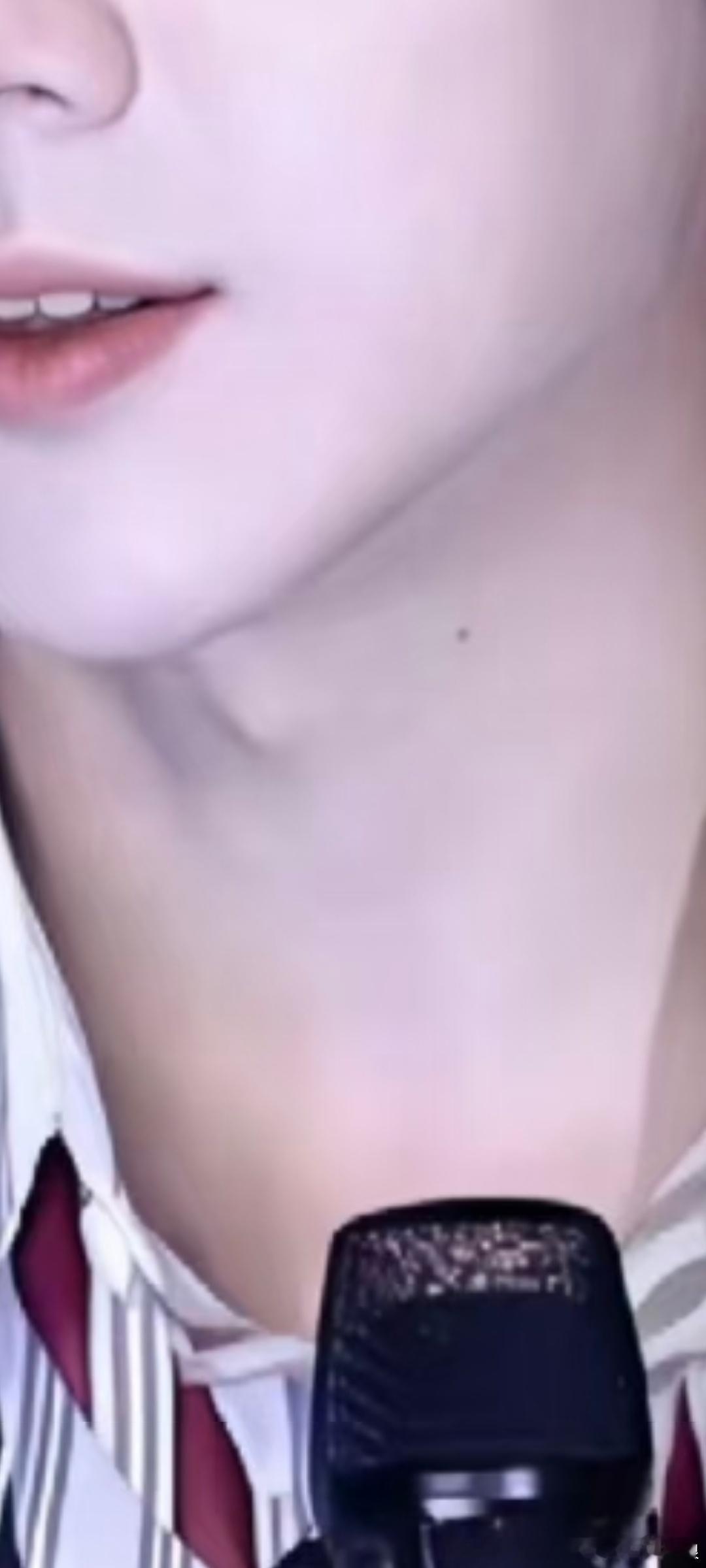 好诱惑的一颗痣 ​​​