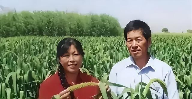 1985年， 陕西 一父亲逼着19岁的女儿嫁给恩人的儿子，女儿哭闹7天，忽然放弃