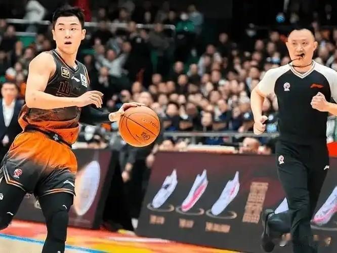 2月11日：暴力美学续集

· 震撼值：⭐⭐⭐⭐
· 事件：季军赛，山东陶汉林不