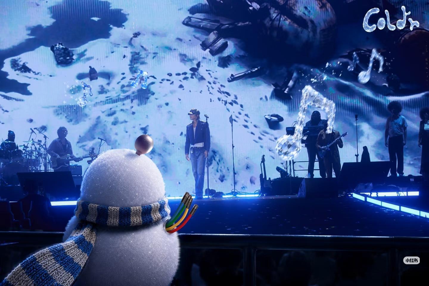 蔡徐坤 x「COLDY WORLD」有我的陪伴，舞台再热也不怕雪生的第一次舞台亮