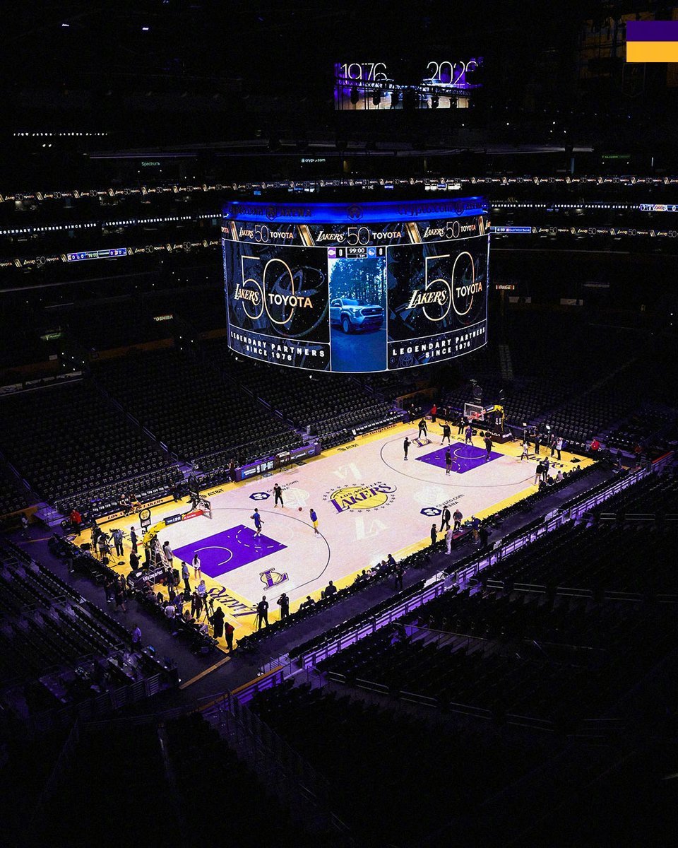 准备就绪[馋嘴]湖勇大战 NBA新赛季揭幕 湖人国度 ​​​