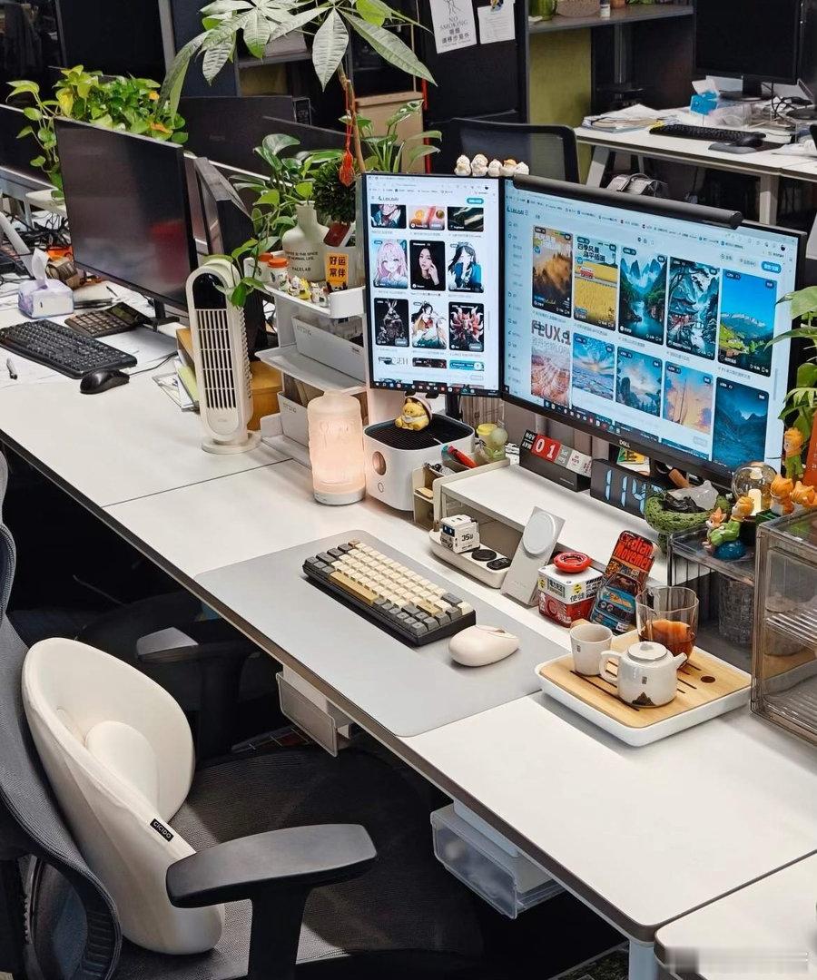 智能办公椅爆改取件机器人椅子都开始心疼打工人了办公椅爆改取件机器人，会自己走路、