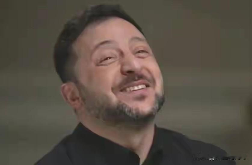 泽连斯基笑麻了！昨天，北约国防部长会议在布鲁塞尔举行，经“乌克兰防务联络组织”讨