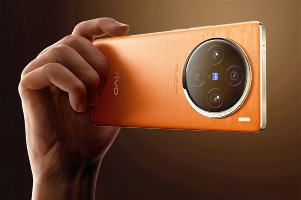 【vivo将推自研影像品牌BlueImage】据媒体报道，vivo将在近期推出自