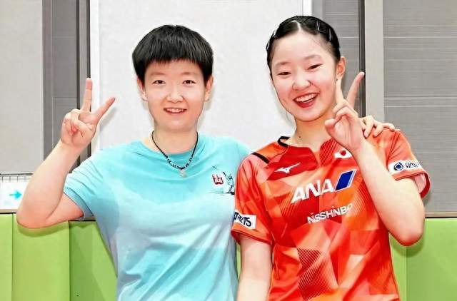 王曼昱单手指天杀进八强！孙颖莎输球再收坏消息，蒯曼也输了！