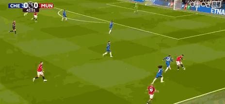 B费并列五大联赛助攻王（18次，和奥利塞持平）同时升至英超历史单赛季助攻榜第4位