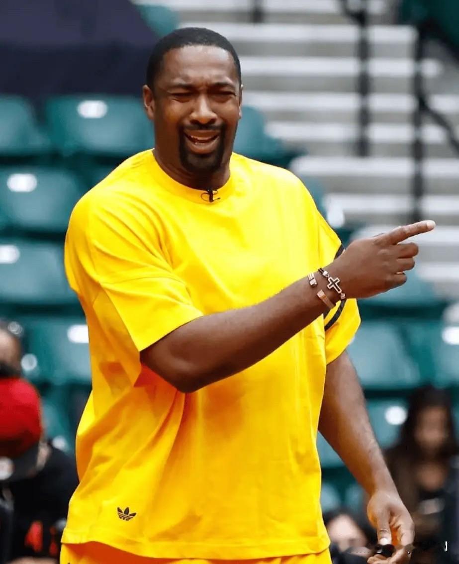 美媒NBA Central援引阿里纳斯言论称：“告密没什么错，兄弟。只是说出来而