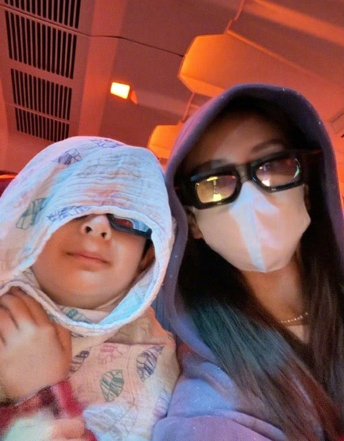Angelababy小海绵自拍不知不觉小海绵已经这么大了[傻眼] ​​​