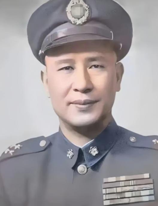 1949年，"小诸葛"白崇禧向蒋介石献策：反正打不过解放军，不如集中全部兵力，南