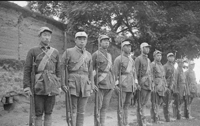 众所周知，八路军有3个师，即115师、120师、129师。其实，八路军还曾经将1