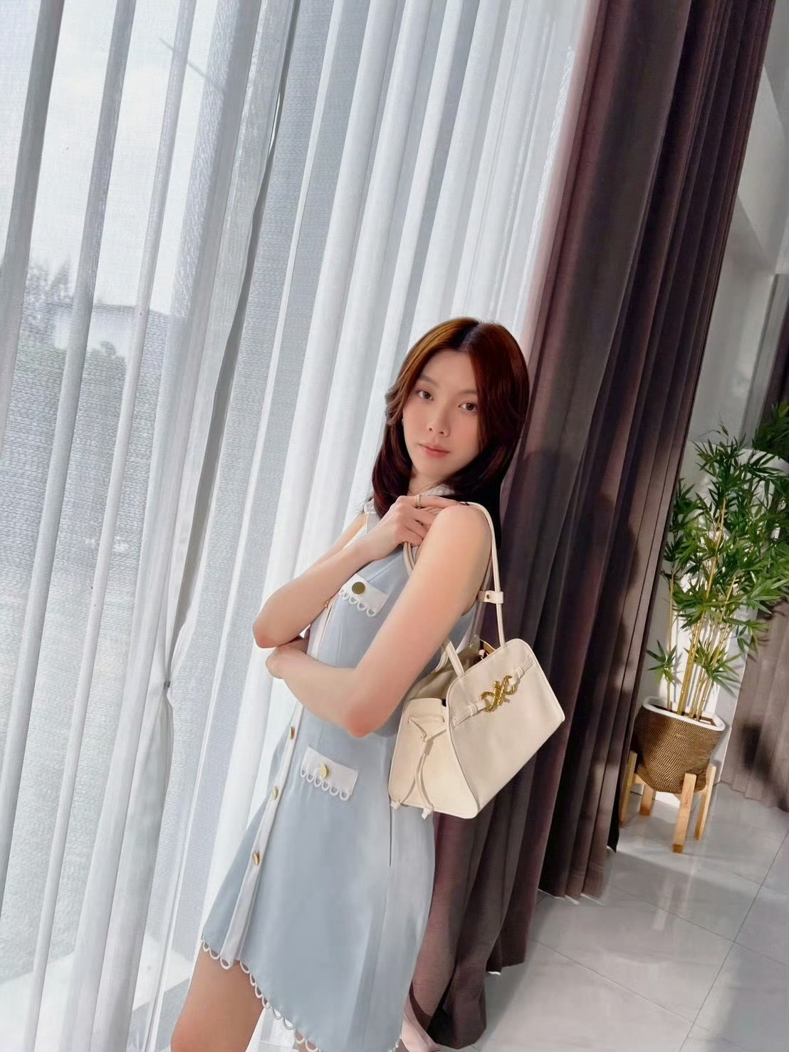 妮恩甜妹 