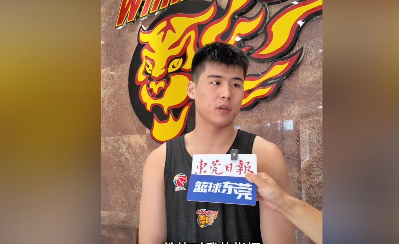 陈家政意难平！

据广东体育媒体人透露，陈家政并没有进入新任教练亚科夫列维奇用人