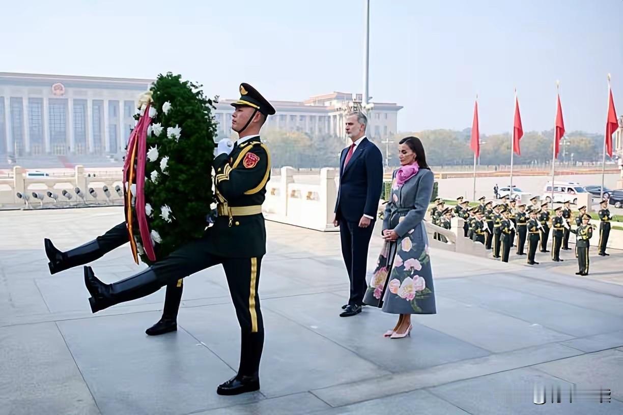 西方阵营杀出对华务实“清醒派”！
这一举动，开创西方政要先河，意义非凡！
日前来