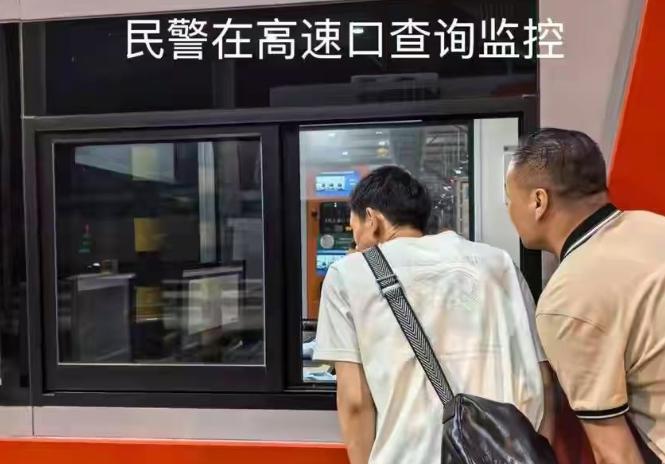 湖北武汉，一男子将价值2.3万元的摩托车挂网上卖，没想到当天就来了买主，可是当钥