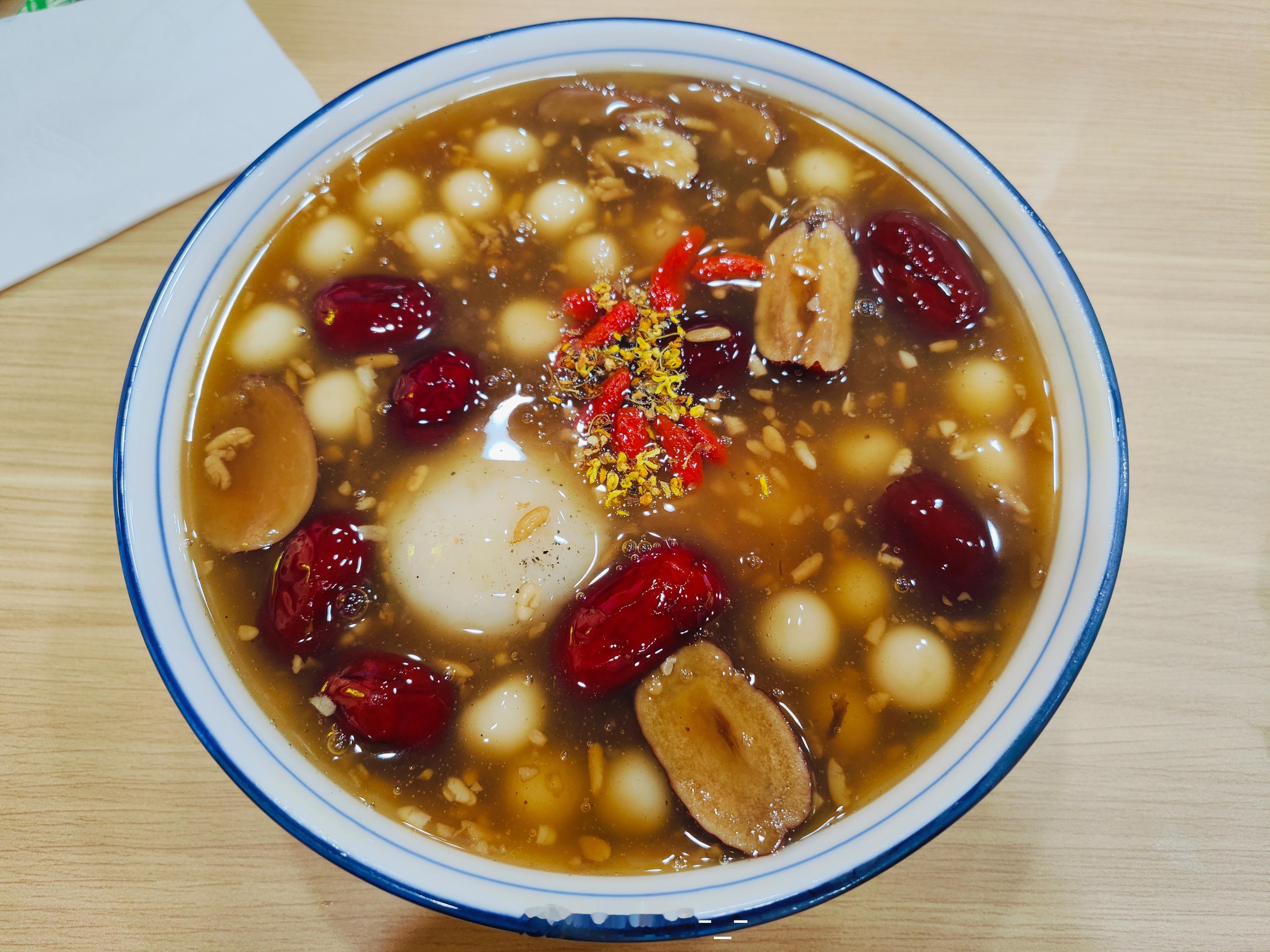 这么冷的天，被一碗粥暖到了[全力以赴] 