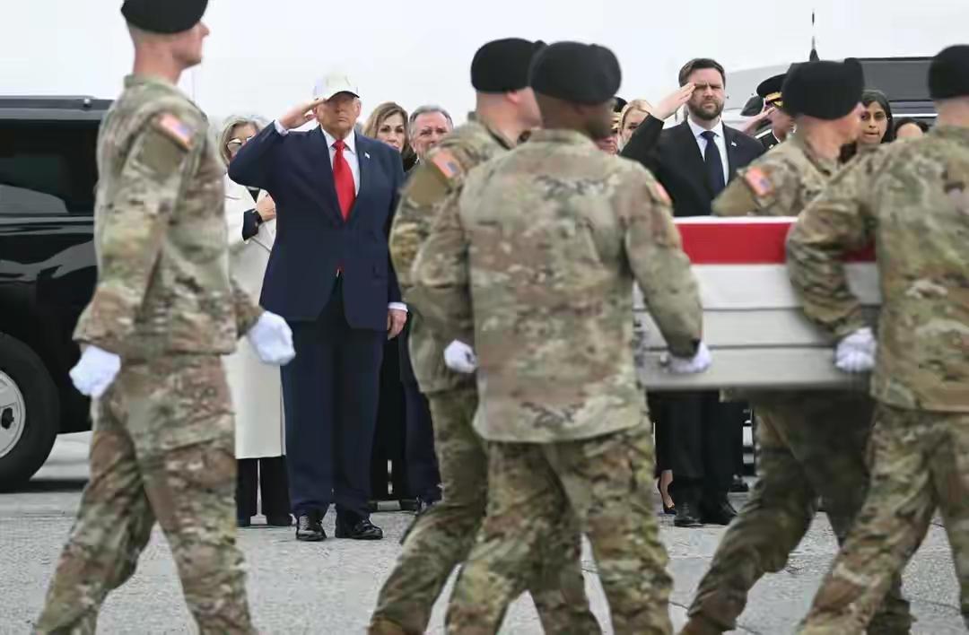 看吧，你知道美国打仗真正的软肋在哪里吗？从其竭尽全力搜救被击落飞机上的飞行员这一