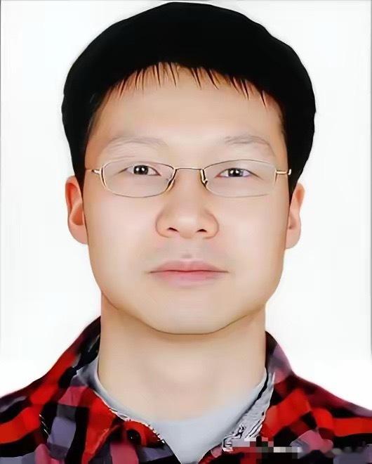 一位社会学家非常现实的话：“只要你去伺候，一个屎尿屁都不能自理的老人，不用多，就