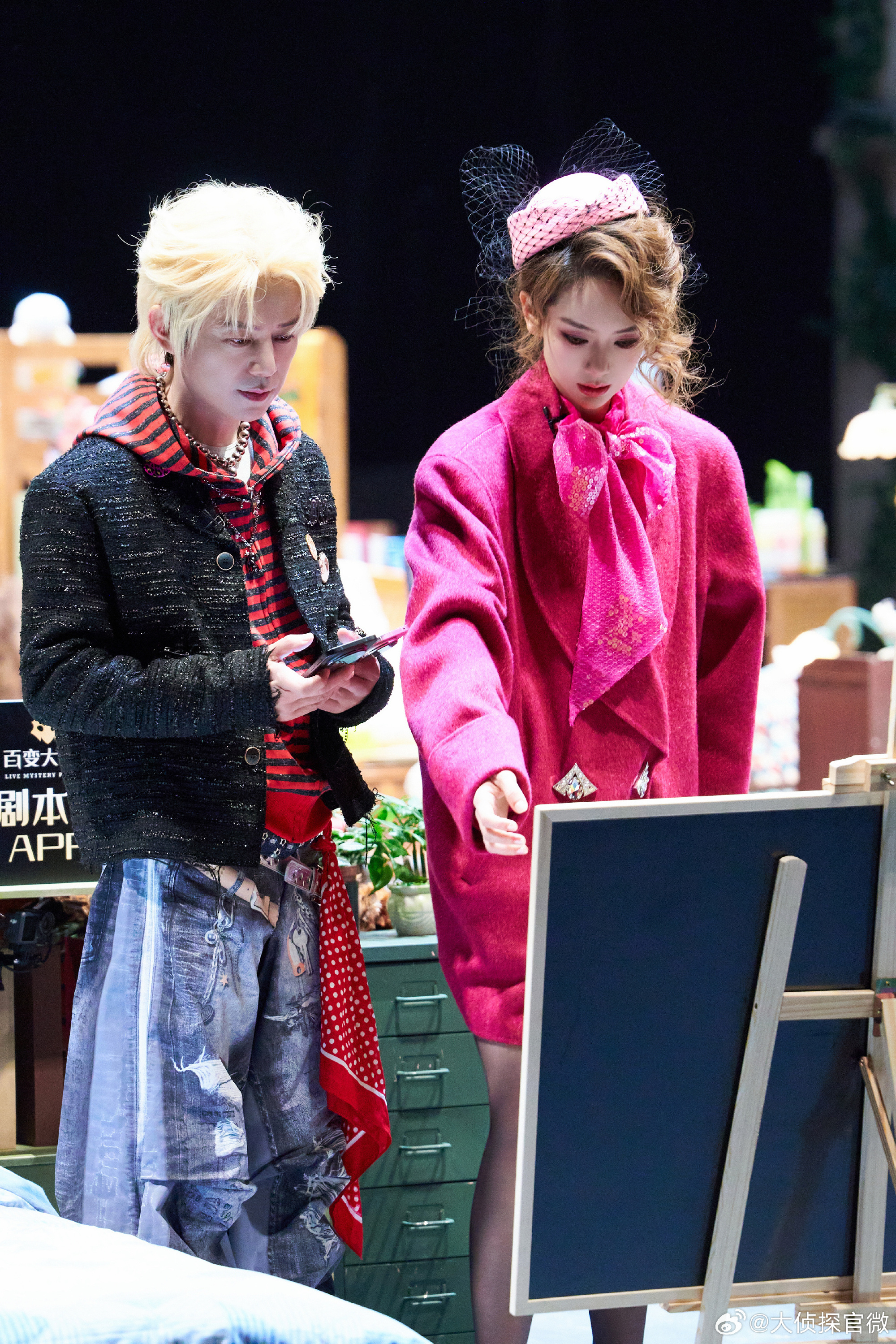 大侦探焰火镇迷案2006年的焰火小区，惊雷划破夜空，还有燃烧的身影和“尸体”…这