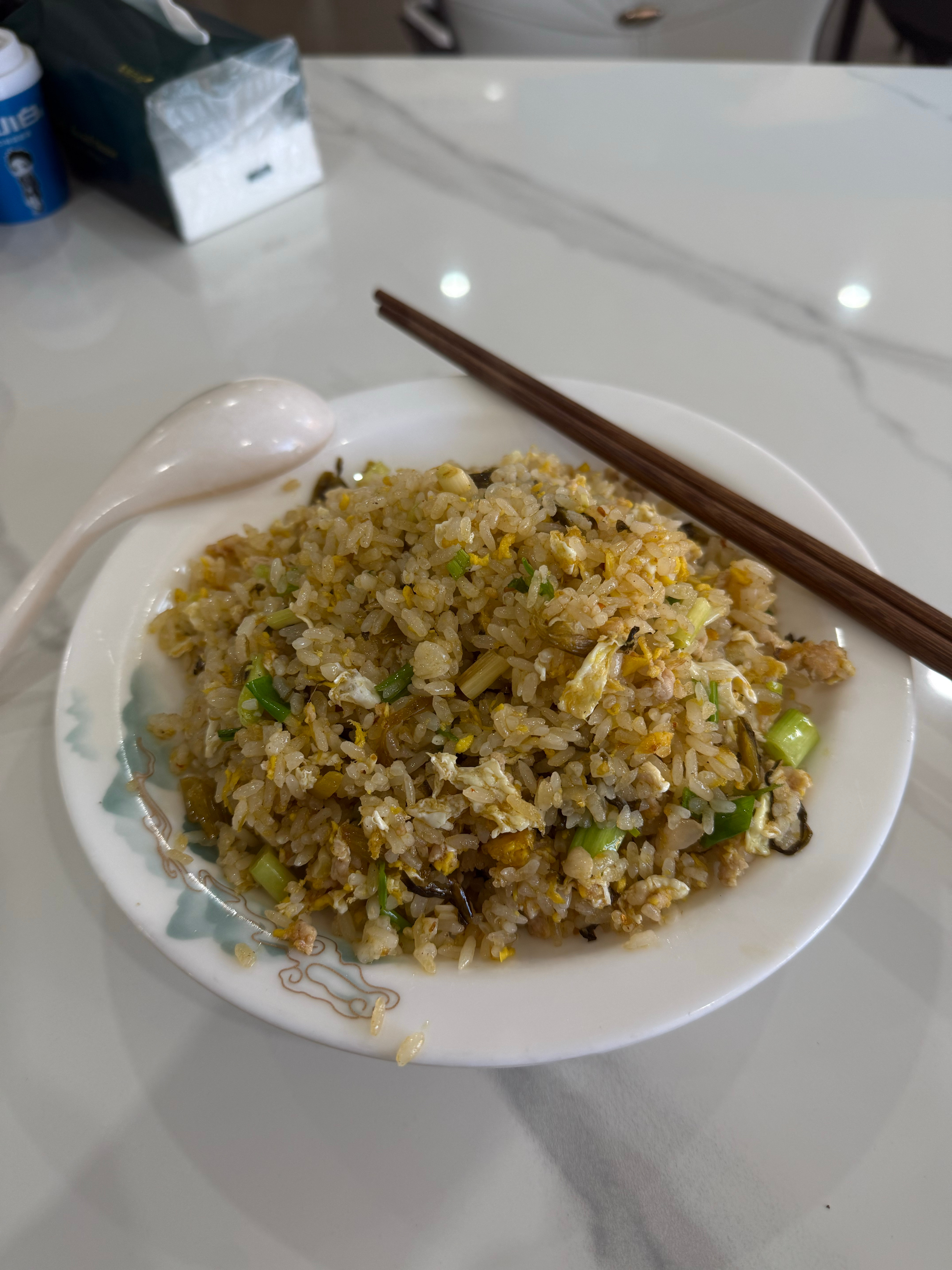 华东哥和雨丝姐离开冈仁波齐之后我又来吃了两顿，如果大家来冈仁波齐可以来这家店吃吃