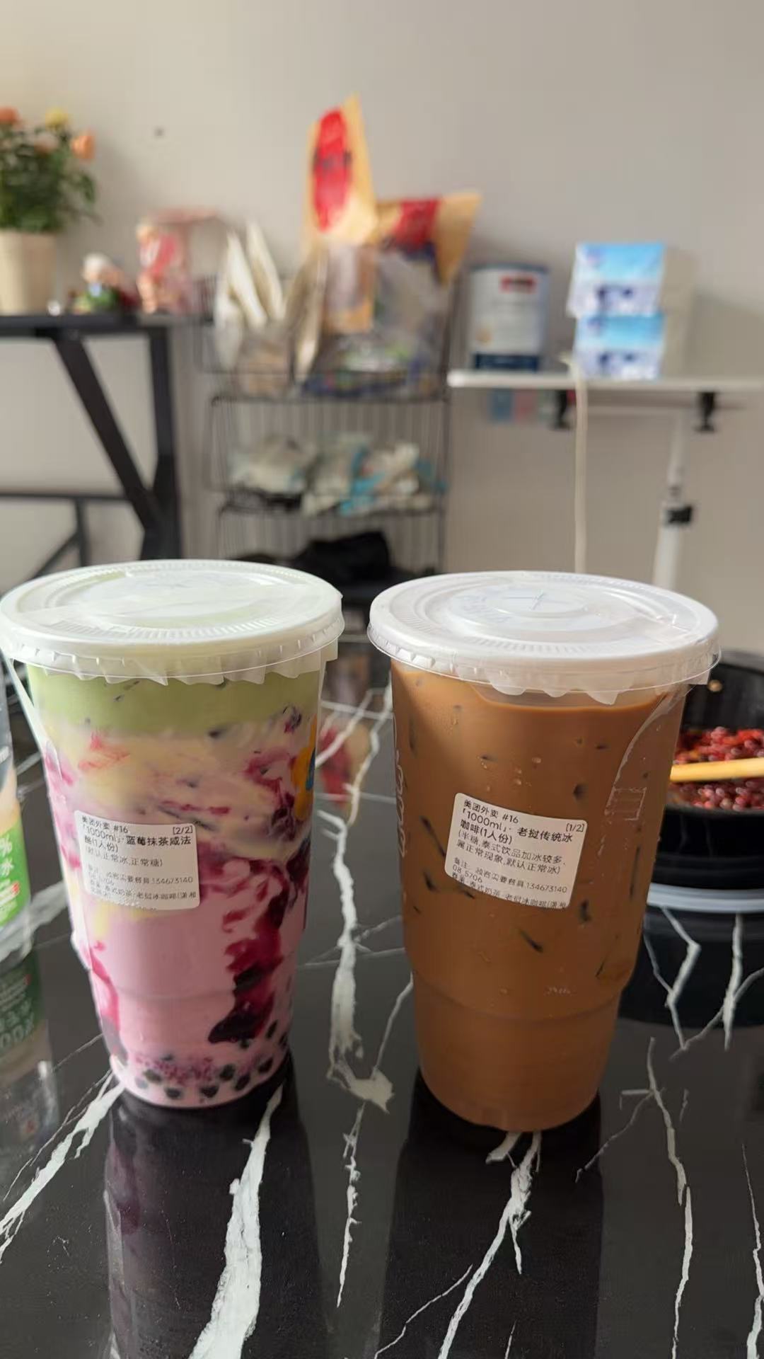 一天喝两杯奶茶的人说正在减肥 