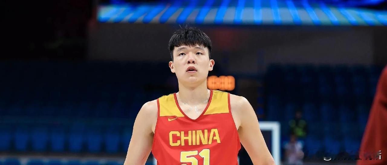 杨瀚森20岁了，这两年应该是他进入NBA最好的时机了。以他的天赋和身体条件，到了