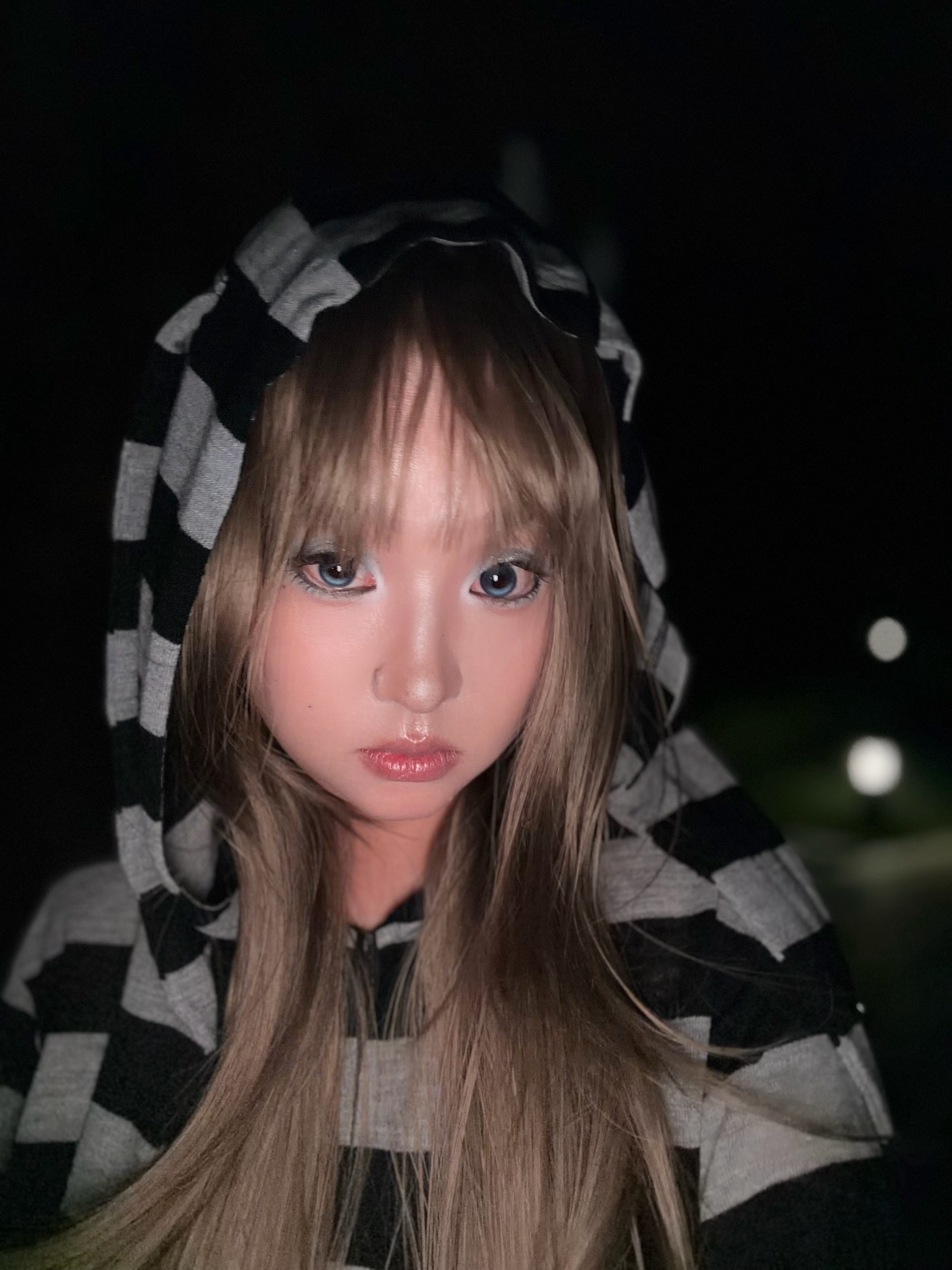 蓝屏回忆真的好看，然而只有闪光灯能拍的出来 ​​​