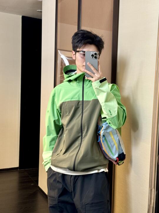 PP壁克峰 / 可隆 ！ 早春新款色彩穿搭～