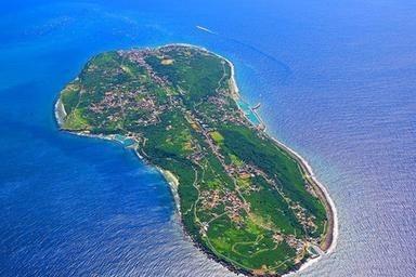 解放台湾后，首要原则就是台湾不能急于建省，更不能设省会。至少解放之初不行。否则会
