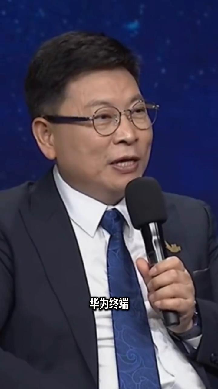 华为余承东曾超越三星、苹果，未来仍然有机会。
没有制裁之前，华为终端曾经市场份额