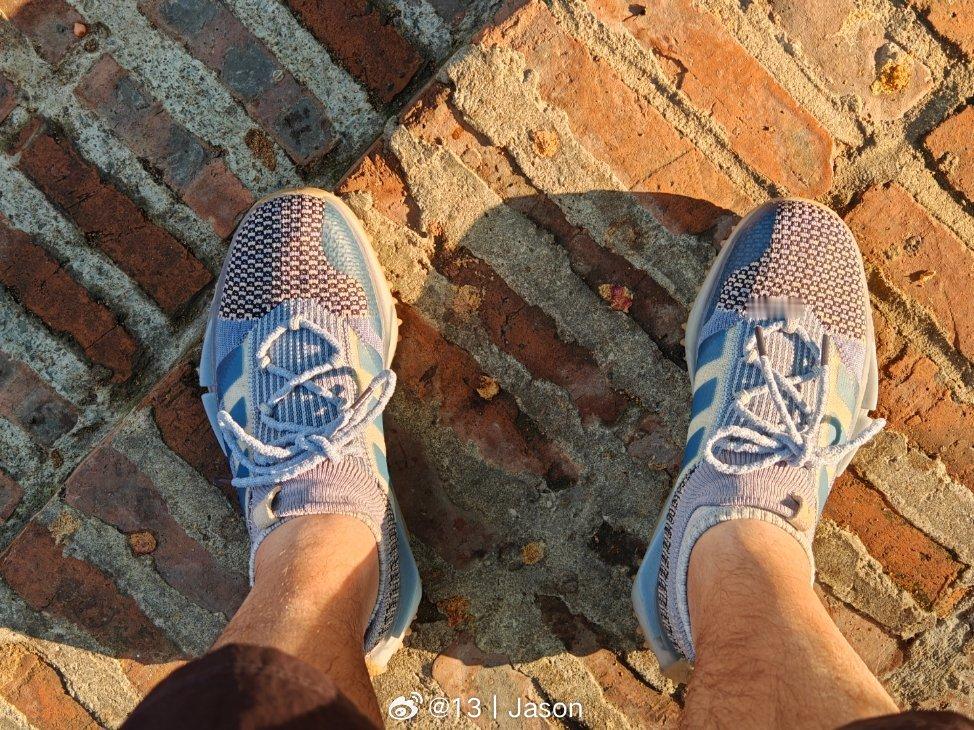 这 NMD S1 看着有点怪，但确实好穿…天气热起来了，可以穿起来了。 ​​​