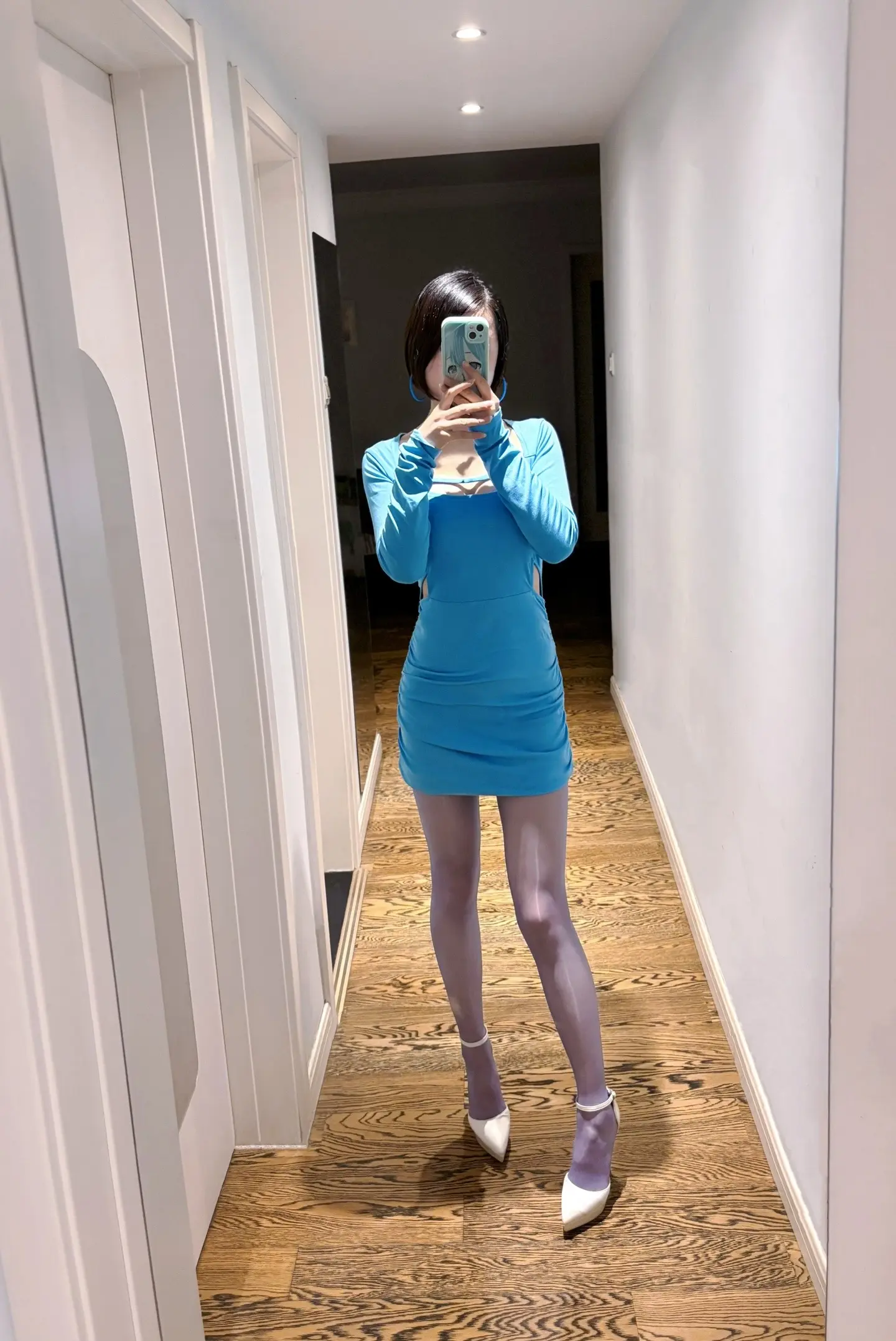 今天星期四 明天星期五 再坚持一天 然后星期天～