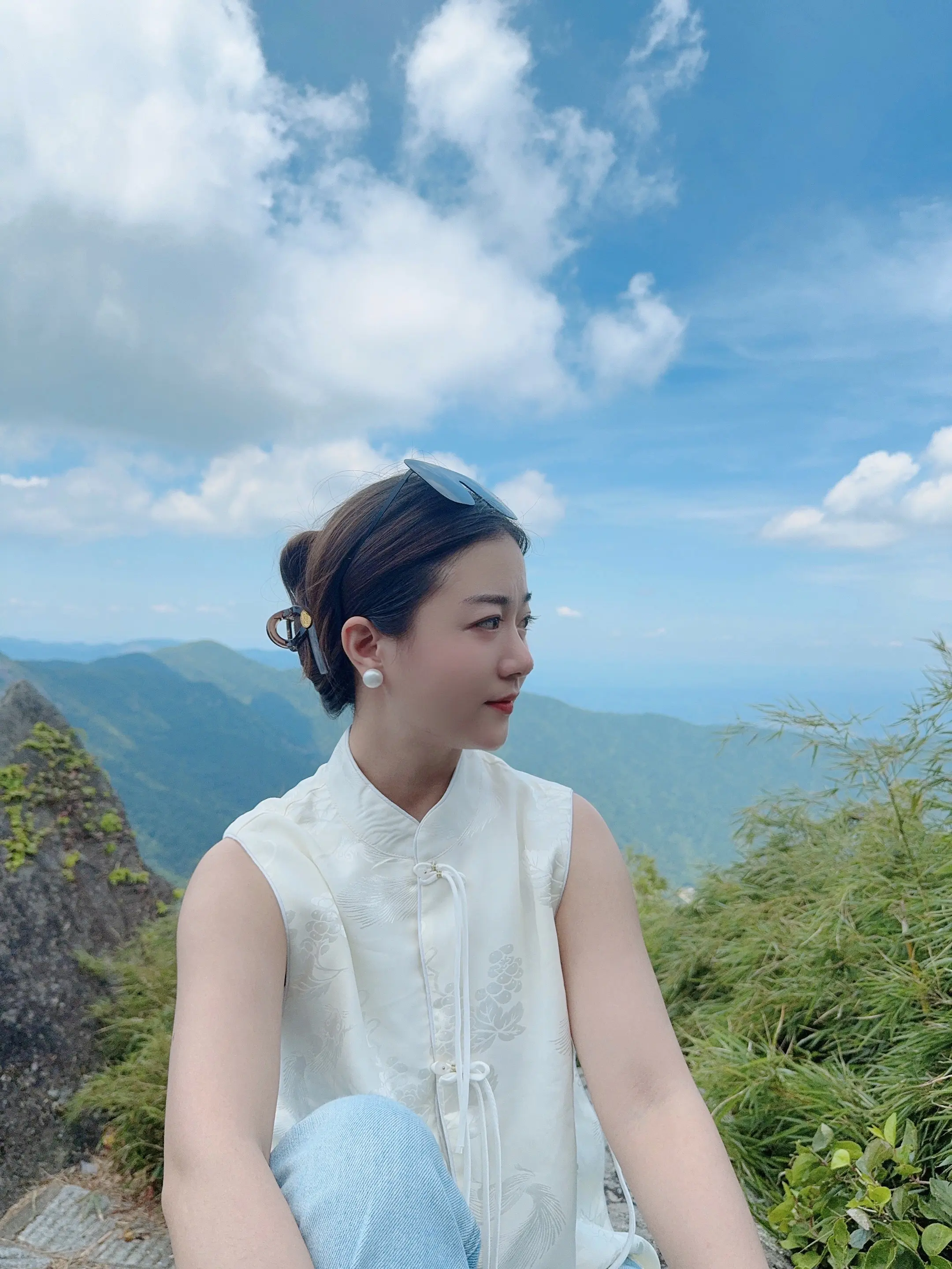下过乡，插过秧，为爱跳过鸭绿江，当过舔狗受过伤，晚上好，我的狐朋狗友们。