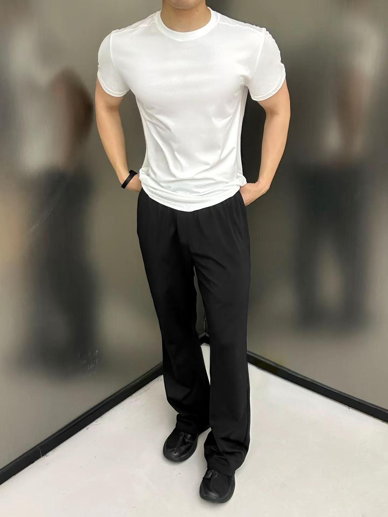 毫无训练痕迹穿搭