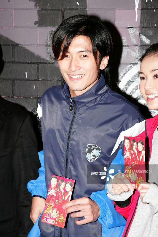 少年感和年上感并存的柠檬哥哥 