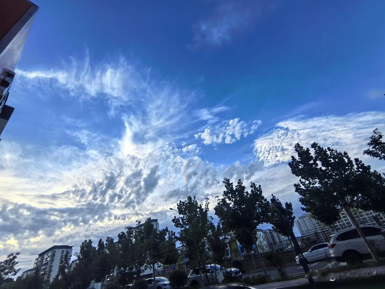 足矣！经历了房地产最辉煌的时候！

今天是我被辞退（优化）整整第三个年头！
42