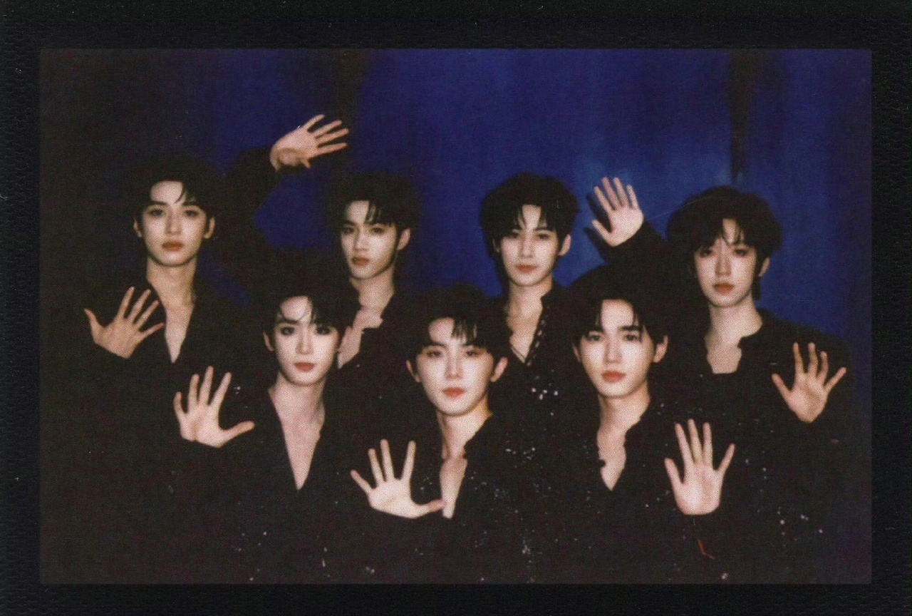 黄子韬把贺峻霖忘了王鹤棣把严浩翔的名字写错了刘耀文出题写时团成员名，黄子韬遗漏贺