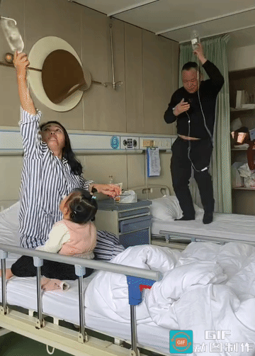 带病狂欢！这心态直接封神了
 
本该安安静静养病的病房，被这对夫妻直接改成了派对
