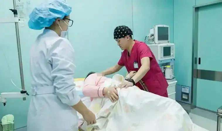 贵州一男子在浙江工地扎钢筋，认识了一个四川女子，两人处了不到四个月就住在了一起。