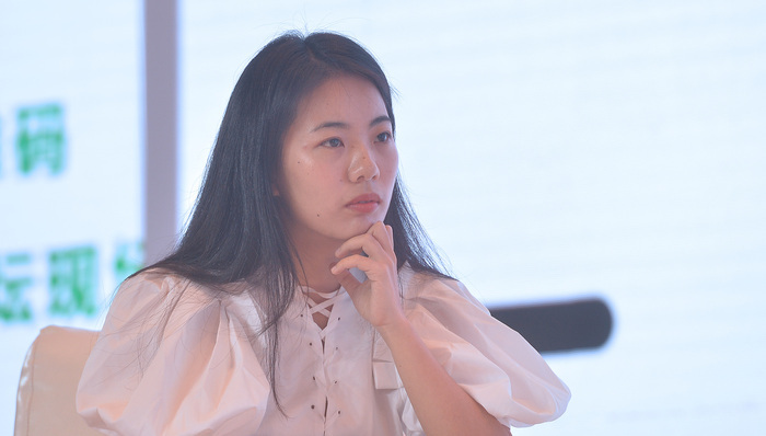 【#蒋方舟名下企业均已注销#】因学术不端被中国人民大学撤销硕士学位的蒋方舟近日持