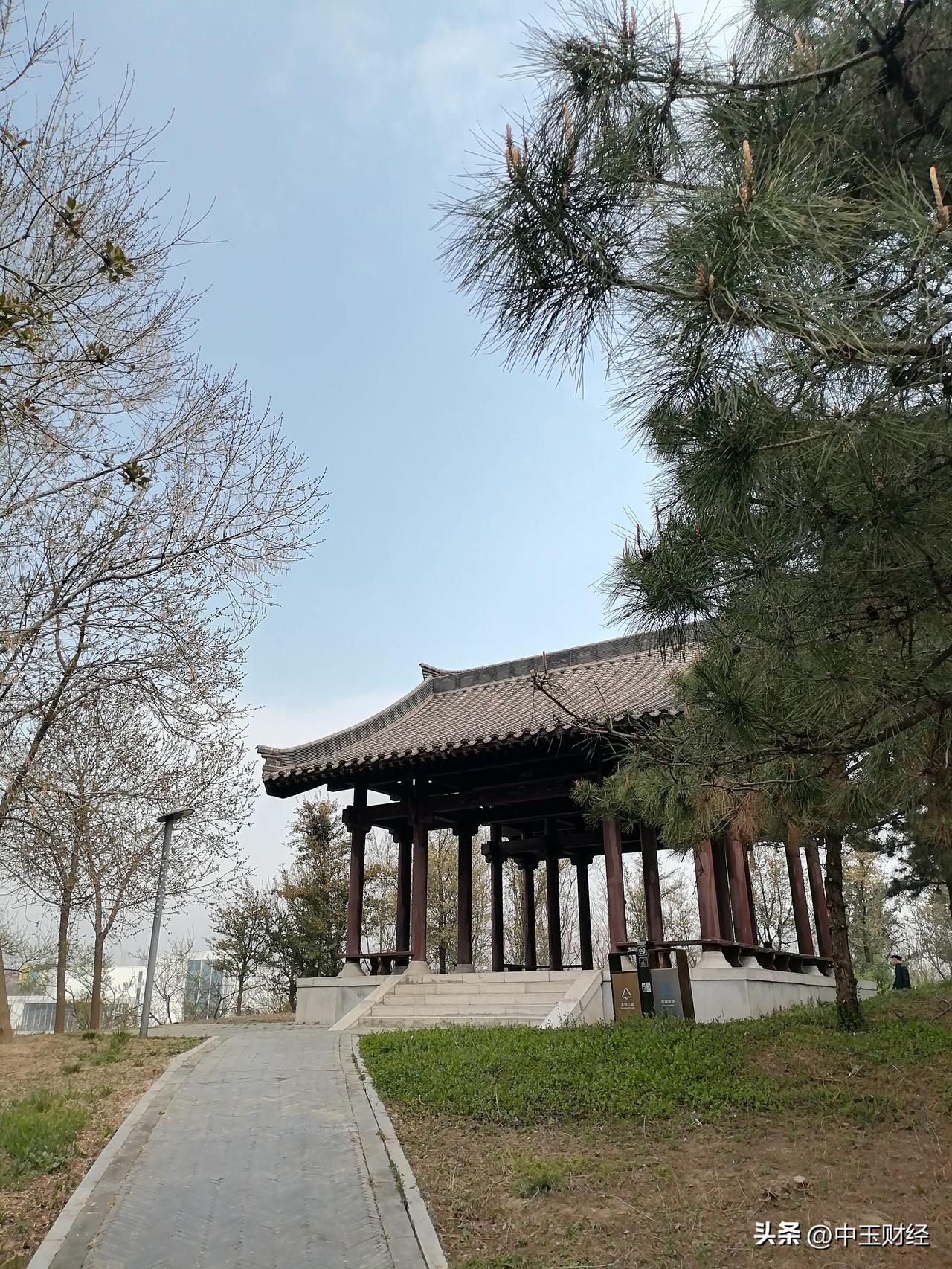 想看看你拍到的郑州郑州历史悠久，名胜古迹众多。有静有动，商都文化特征很浓厚。