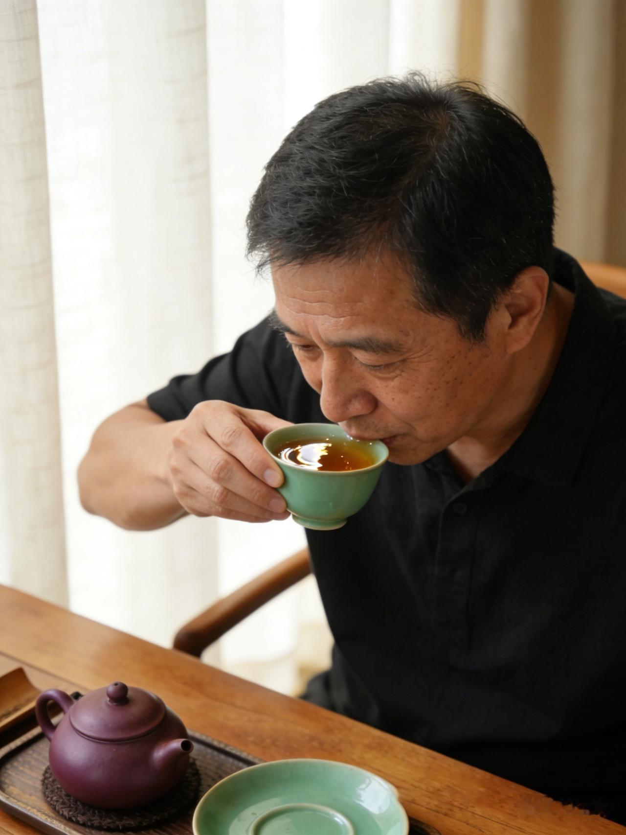 一段非常实在的话：

“人过中年，不管是谁，

一旦孩子的人生大事解决了，

思