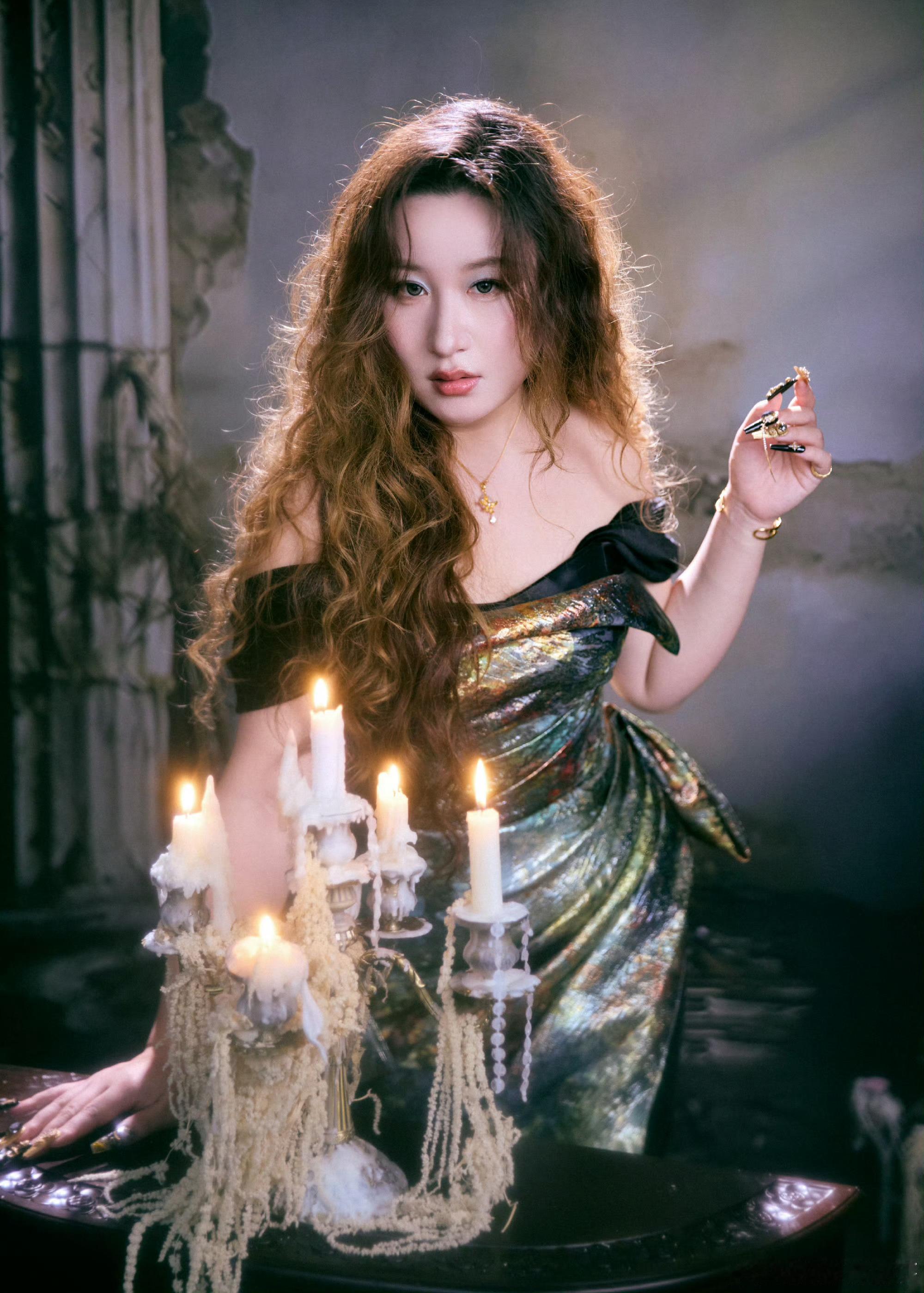锤娜丽莎真的吃了粉丝送的蒜薹 锤锤真的吃了粉丝送的蒜薹！真的会被这样双向奔赴的感