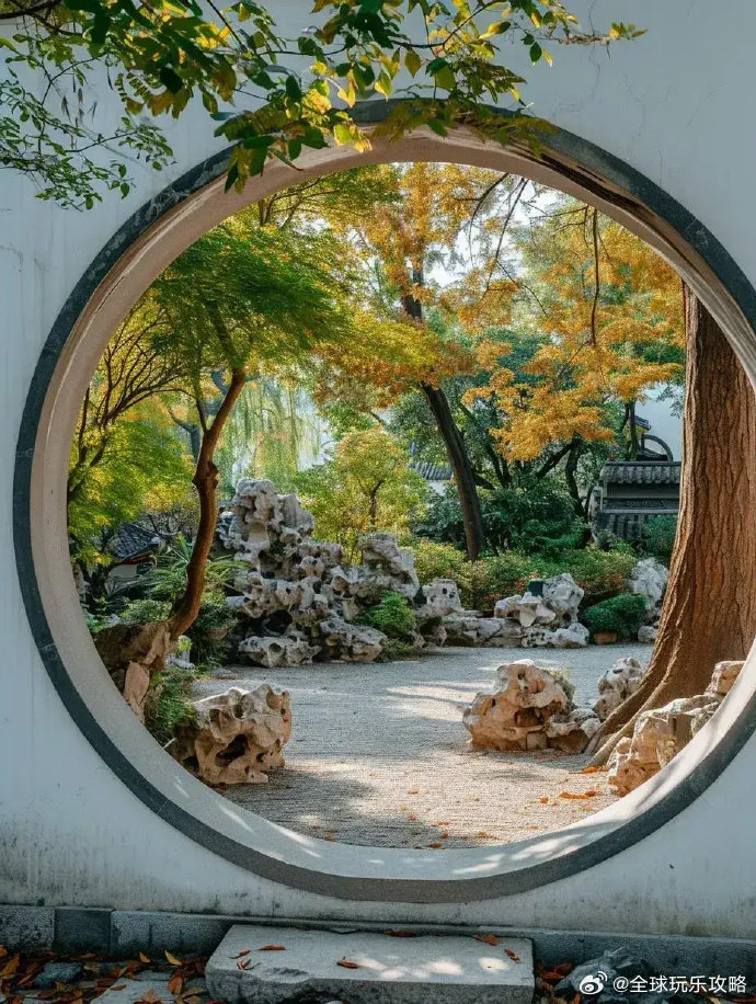 中国园林的借景太绝了，老祖宗的审美是这个地球断崖式的一流。  